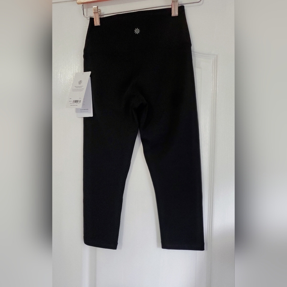 NWT Athleta Transcend High Rise Capri Size S/P In Black - Picture 2 of 8